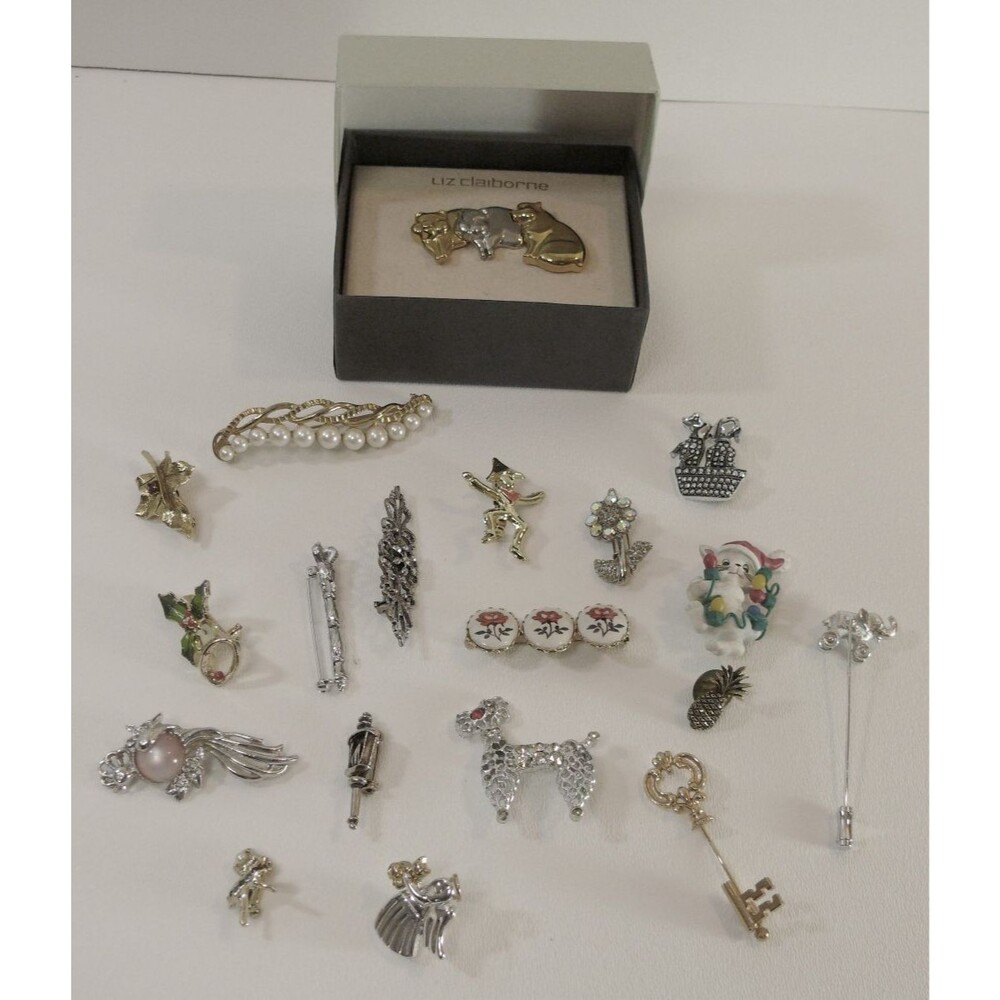 VTG & modern Pins brooch cats christmas poodle pigs goldtone silvertone pearls